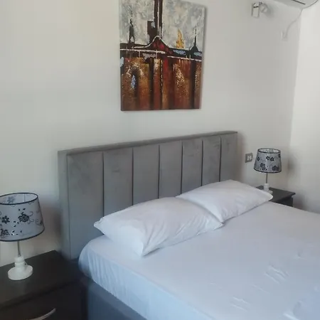 Ksamil Holiday Apartament *
