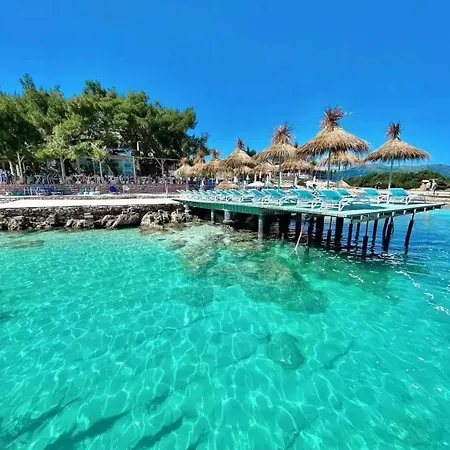 Ksamil Holiday Apartament *