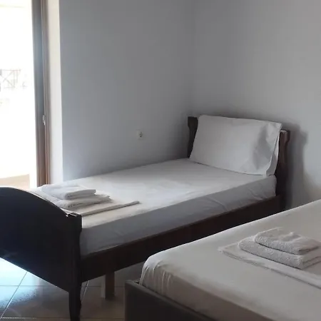 Appartement Ksamil Holiday *