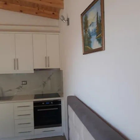 Appartement Ksamil Holiday *