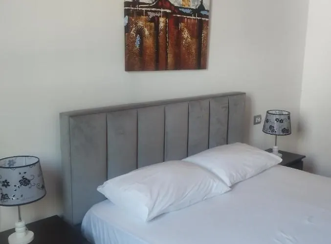 Ksamil Holiday Apartament *