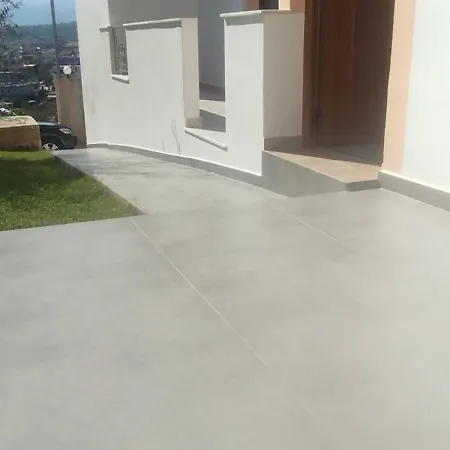 Ksamil Holiday Εξαμίλιο