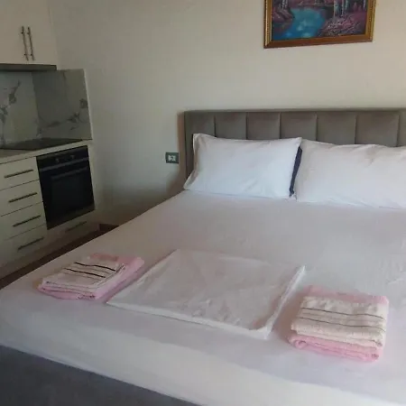 Ksamil Holiday Εξαμίλιο