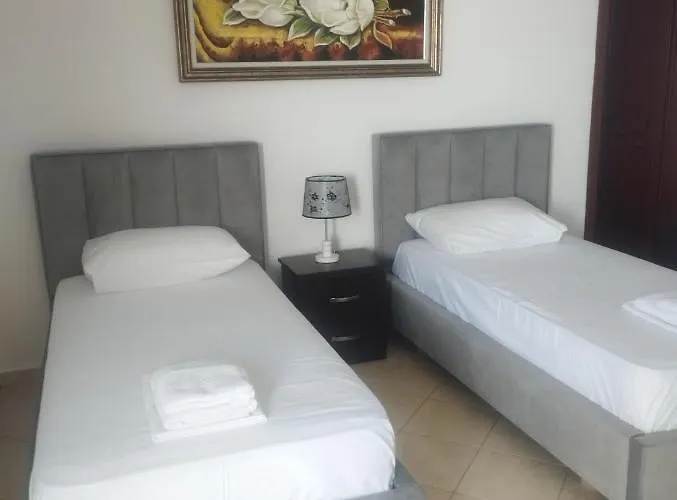 Ksamil Holiday * 卡萨米尔