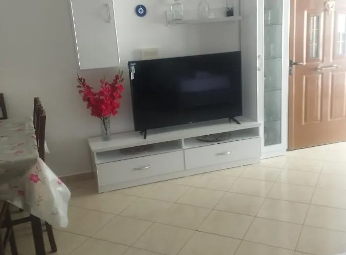 Ksamil Holiday 公寓