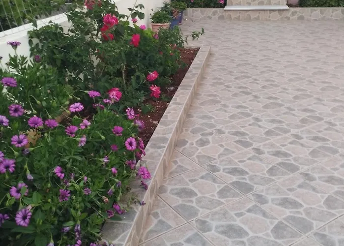 Ksamil Holiday 卡萨米尔