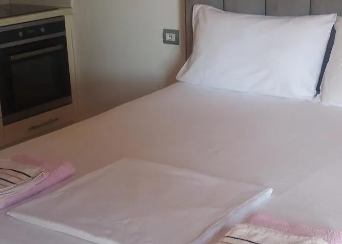 Ksamil Holiday 卡萨米尔