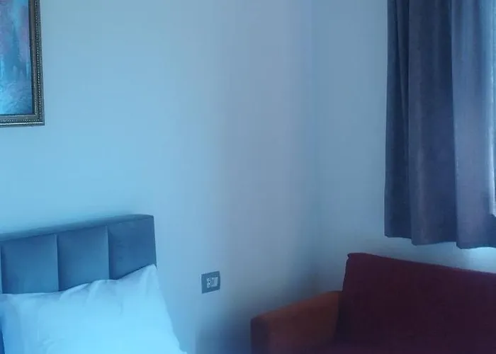 Ksamil Holiday * 卡萨米尔