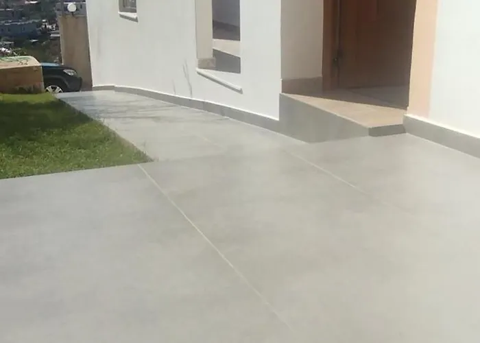 Ksamil Holiday 卡萨米尔