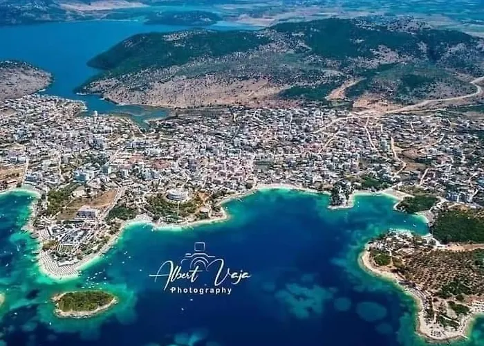 Ksamil Holiday 公寓