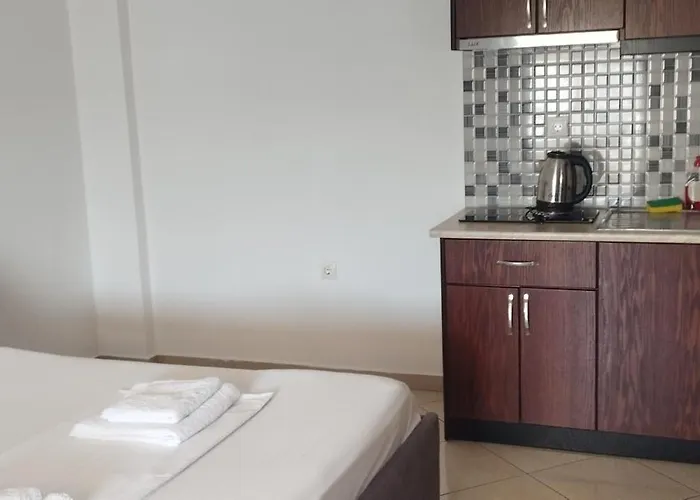 Ksamil Holiday 公寓 *