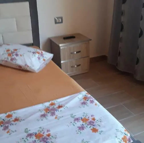 Ksamil Holiday 公寓